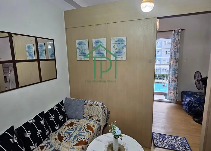 1br Pool Front View Balcony Near Sm Fairview By Tdp Staycation Aparthotel 3*