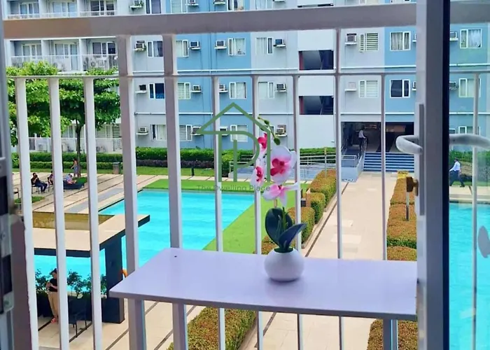 1br Pool Front View Balcony Near Sm Fairview By Tdp Staycation Aparthotel